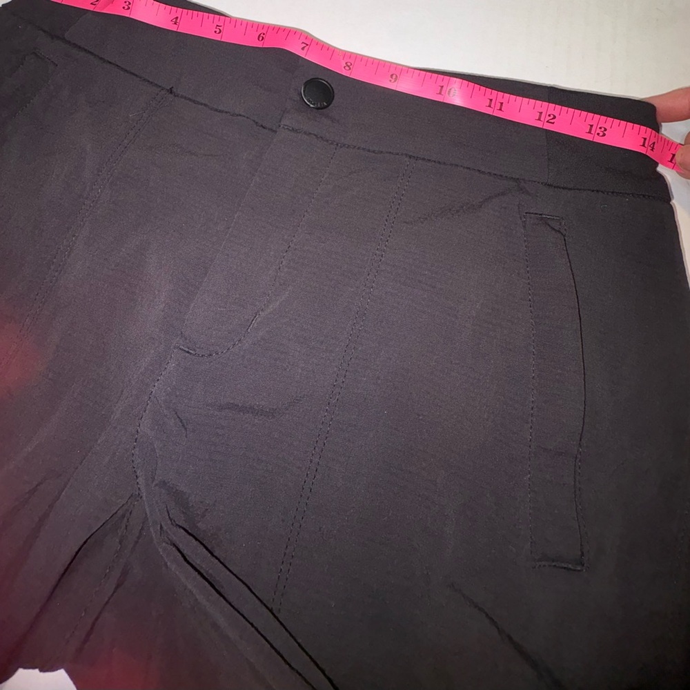 Athleta Trekkie Bermuda 2.0 Shorts athletic outdoor black womens size 2 - Picture 4 of 9